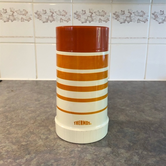 70's Large Thermos Beverage Container - Hot/Cold Storage - RV - Camping - Picture 2 of 10